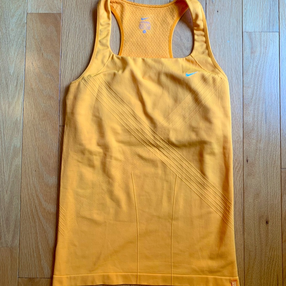Nike Racerback Workout Top With Built In Bra